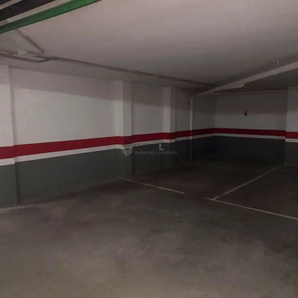 Parking of Flat for rent in La Puebla de Valverde  with Heating, Parquet flooring and Furnished