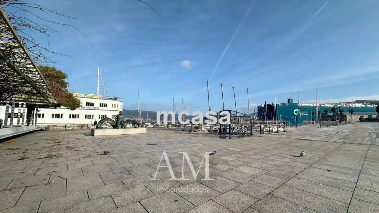 Geschaftsraum zur Miete in Vigo 