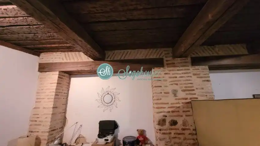 Flat for sale in Segovia  with Heating