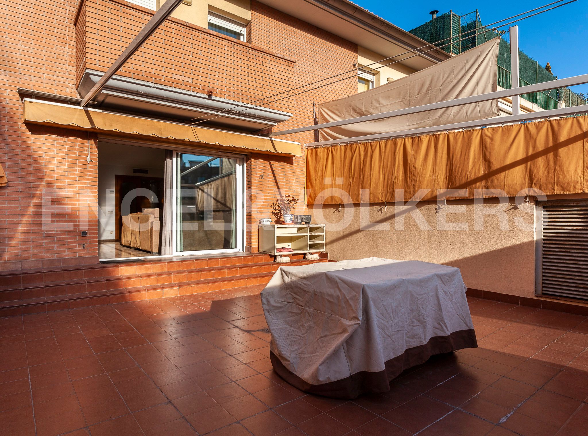 Terrassa de Casa o xalet en venda en Cerdanyola del Vallès amb Aire condicionat, Calefacció i Parquet