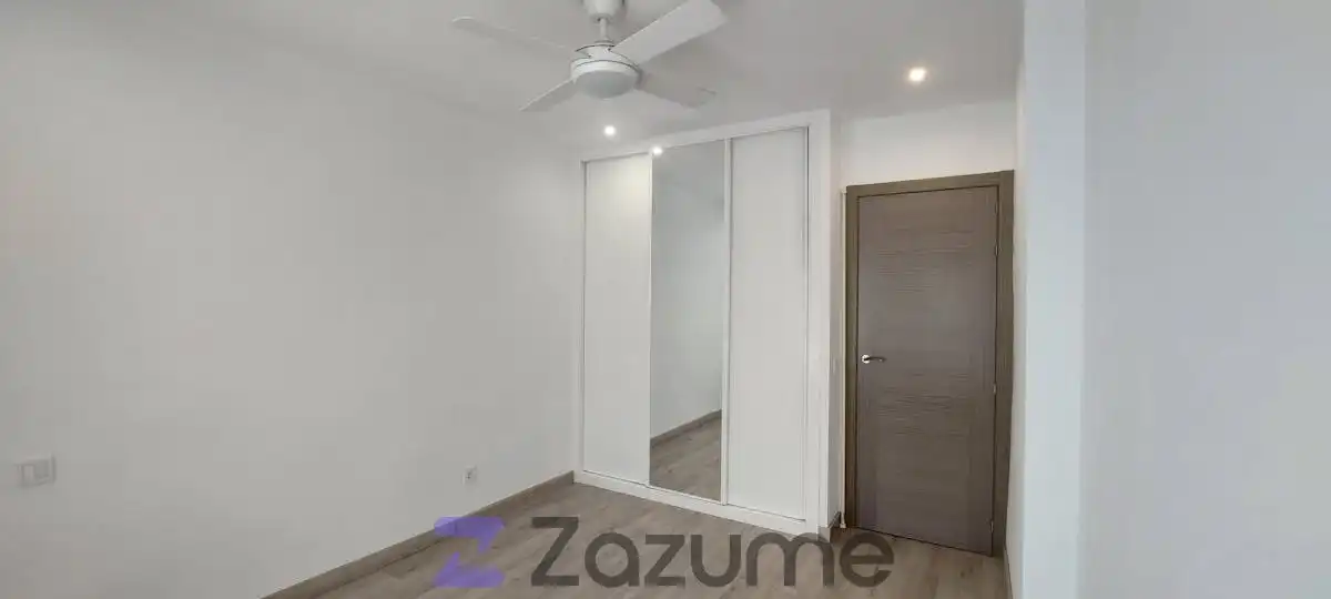 Flat for rent in C. de la Isla de Ons, Peñagrande