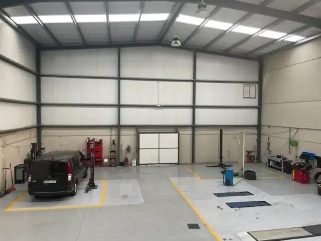 Nau industrial en venda en Ponferrada
