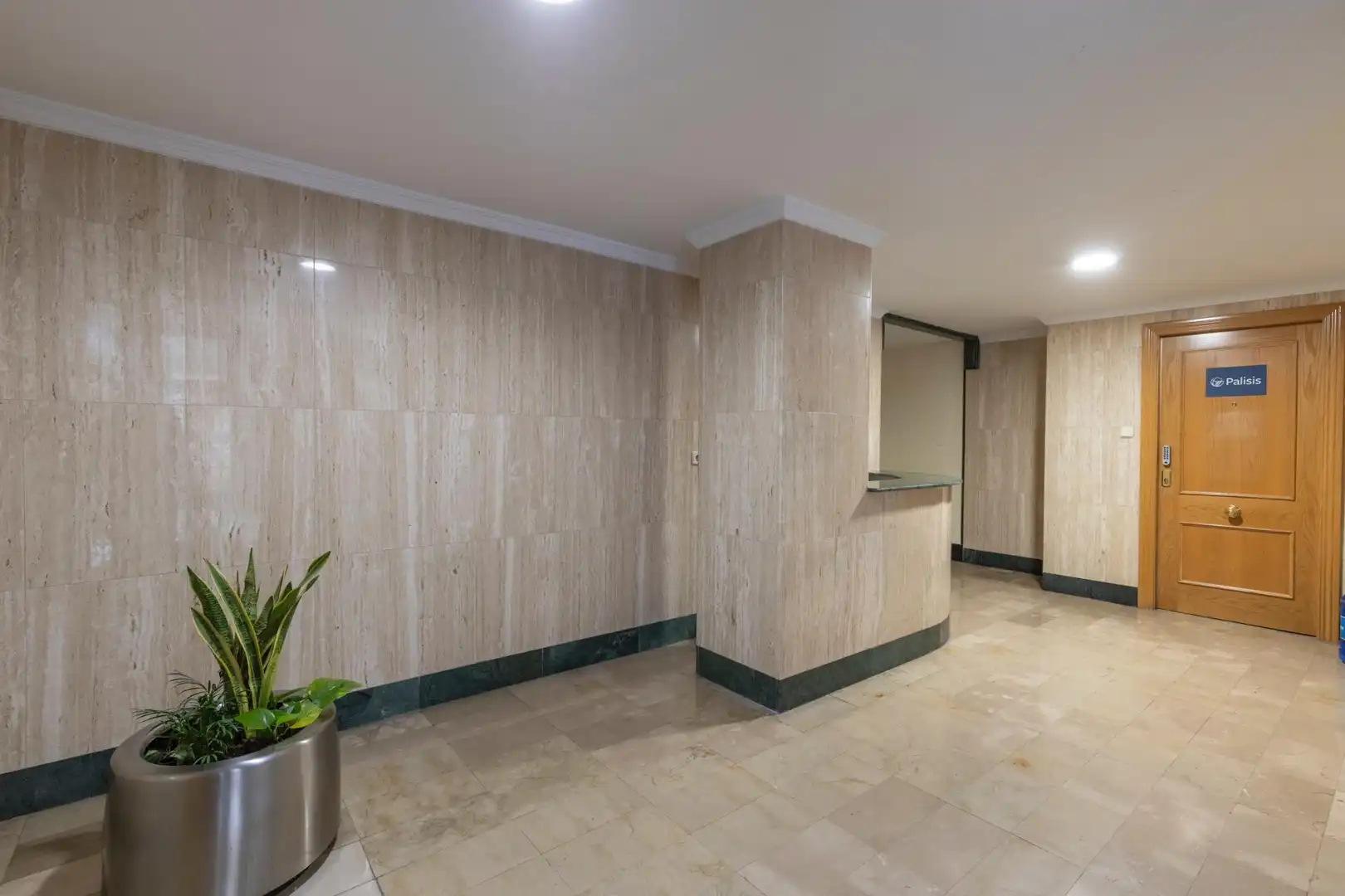 Piso en venta en Granada con Calefacción