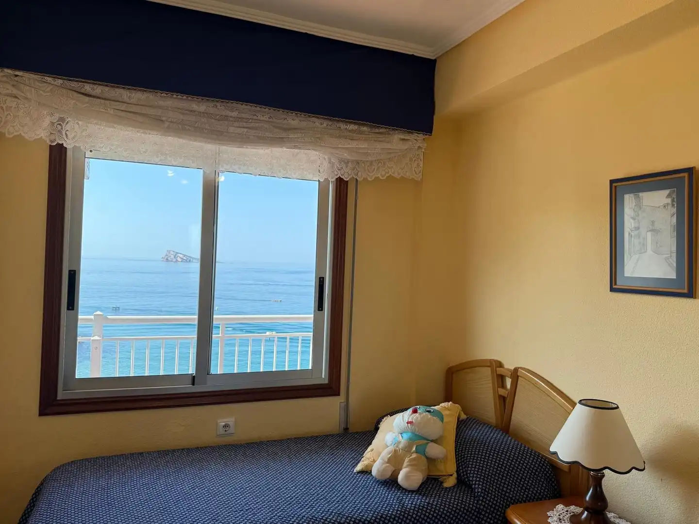 Bedroom of Flat for sale in Benidorm  with Air Conditioner, Terrace and Furnished