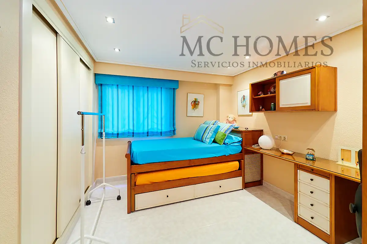 Bedroom of Flat for sale in Santa Pola  with Air Conditioner, Heating and Oven