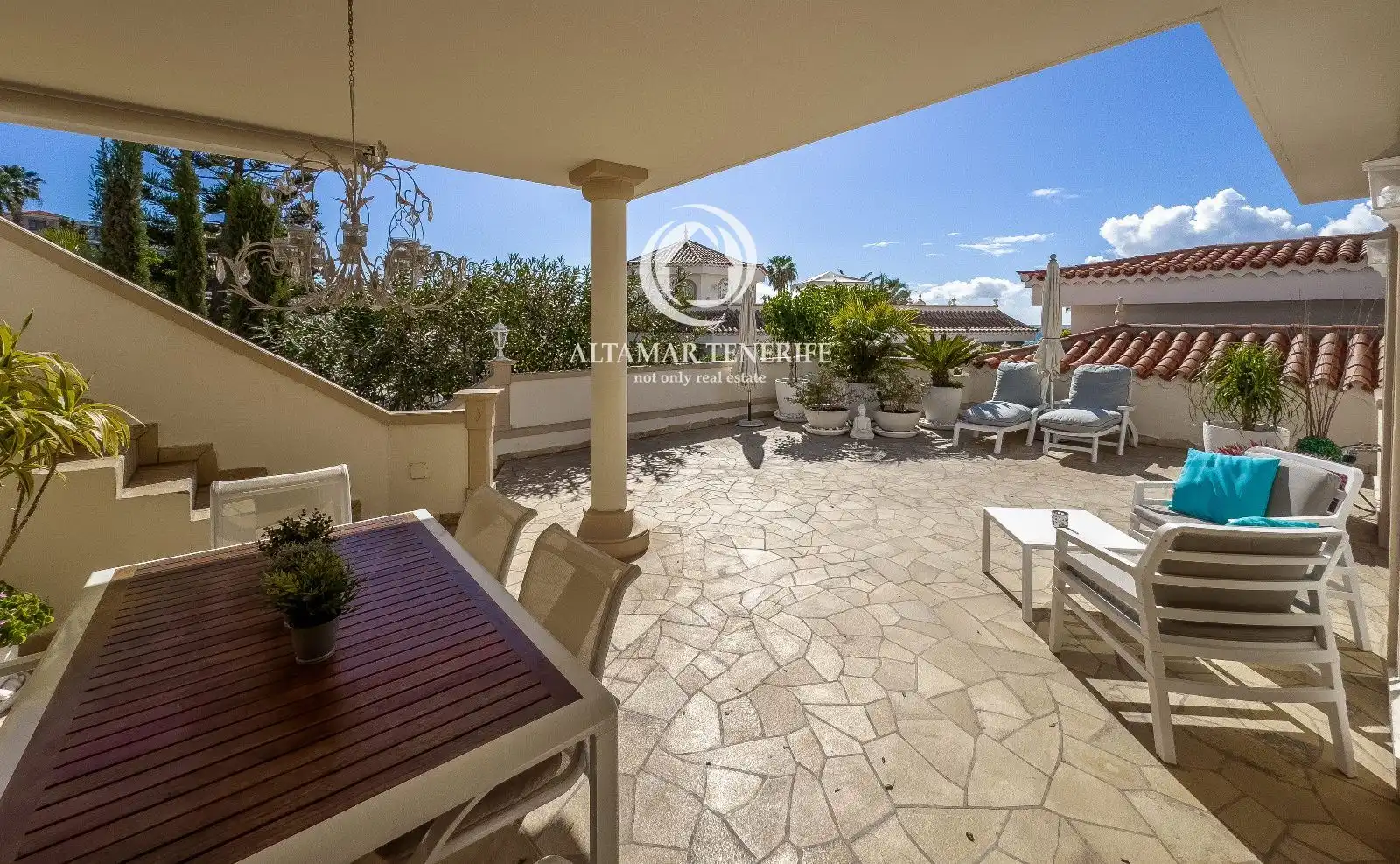 Casa con piscina in vendita a Jardines del Duque, imagen 4