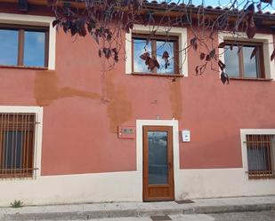 Vista exterior de Casa o xalet en venda en Montejo amb Terrassa i Moblat