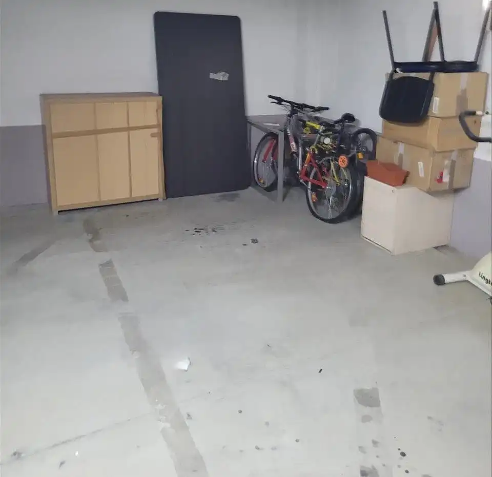 Garage zum Verkauf in Villaquilambre