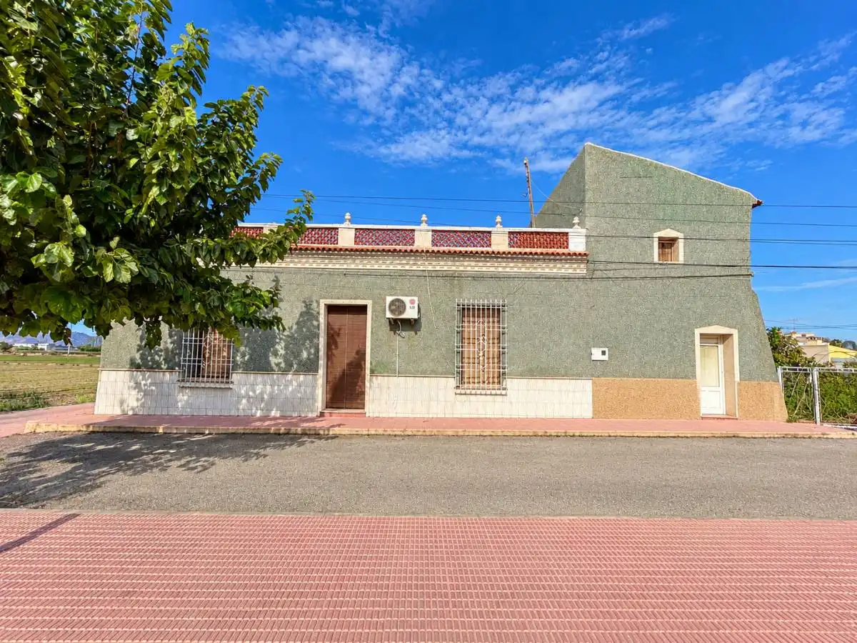 Vista exterior de Casa o xalet en venda en Crevillent, Alicante