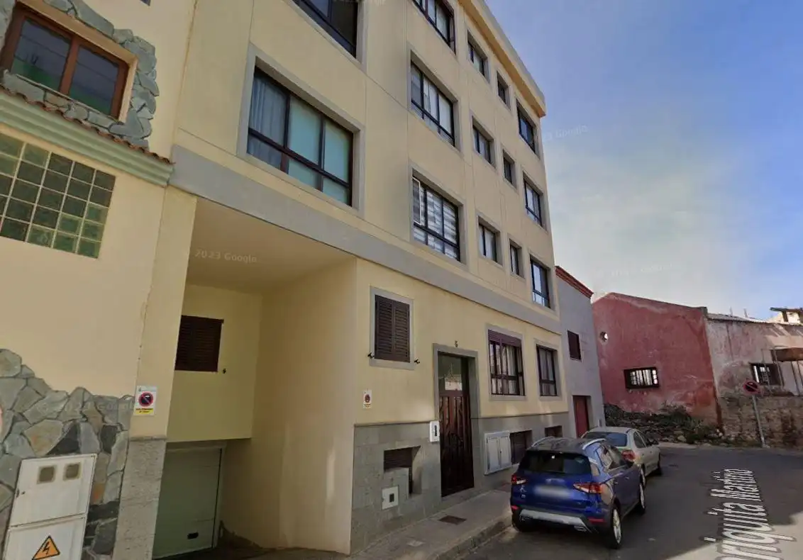 Vista exterior de Piso en venta en Santa Lucía de Tirajana