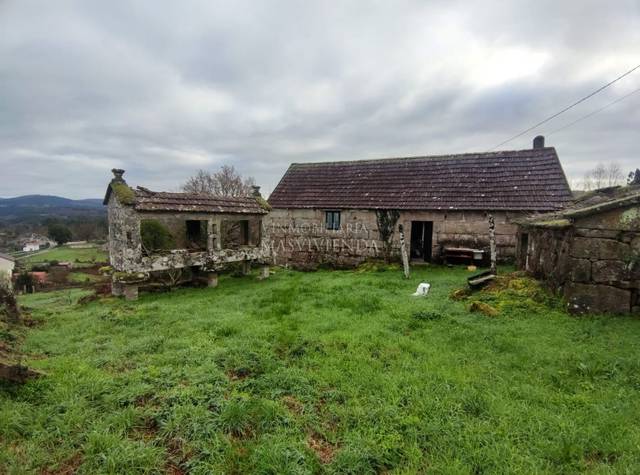 Casa-chalet en Venta en San Adrián de Calvos en Fornelos de Montes