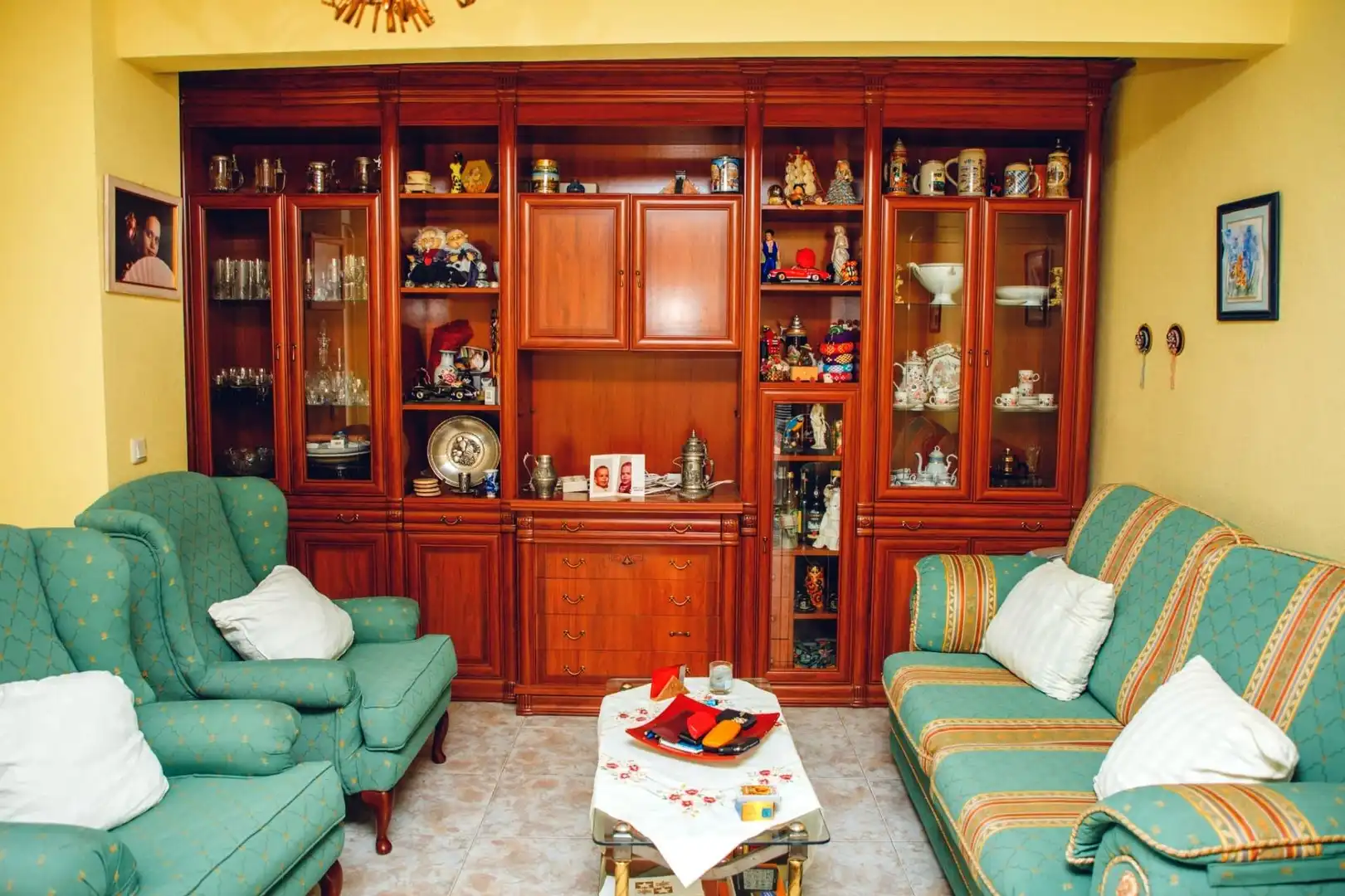 Sala de estar de Edificio en venta en Santiago de Alcántara
