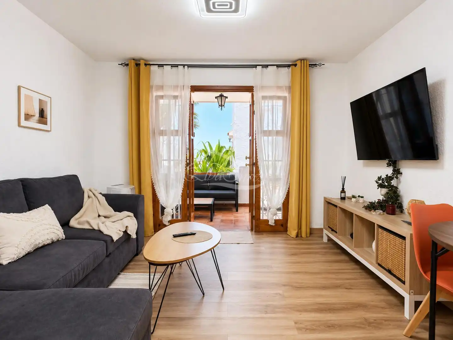 Living room of Flat for rent in Arona  with Terrace, Swimming Pool and Furnished