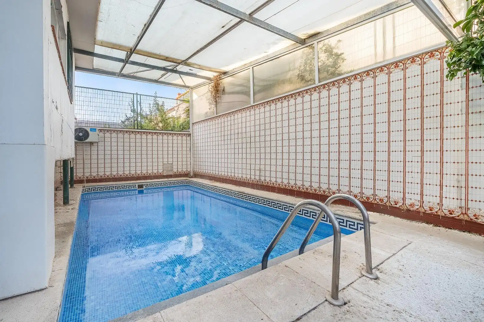 Piscina de Casa o chalet en venta en Granada con Aire acondicionado, Calefacción y Terraza