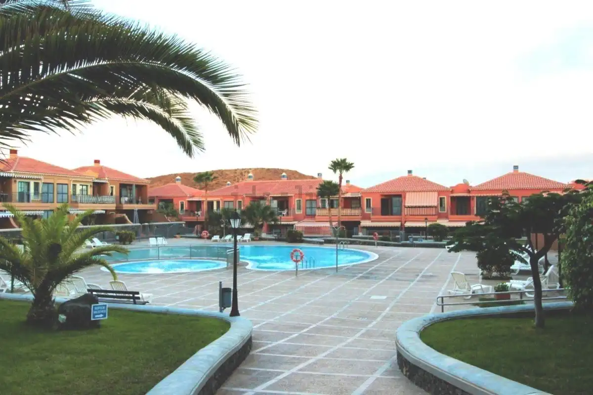 Exterior view of Flat for sale in Arona  with Terrace, Balcony and Community pool