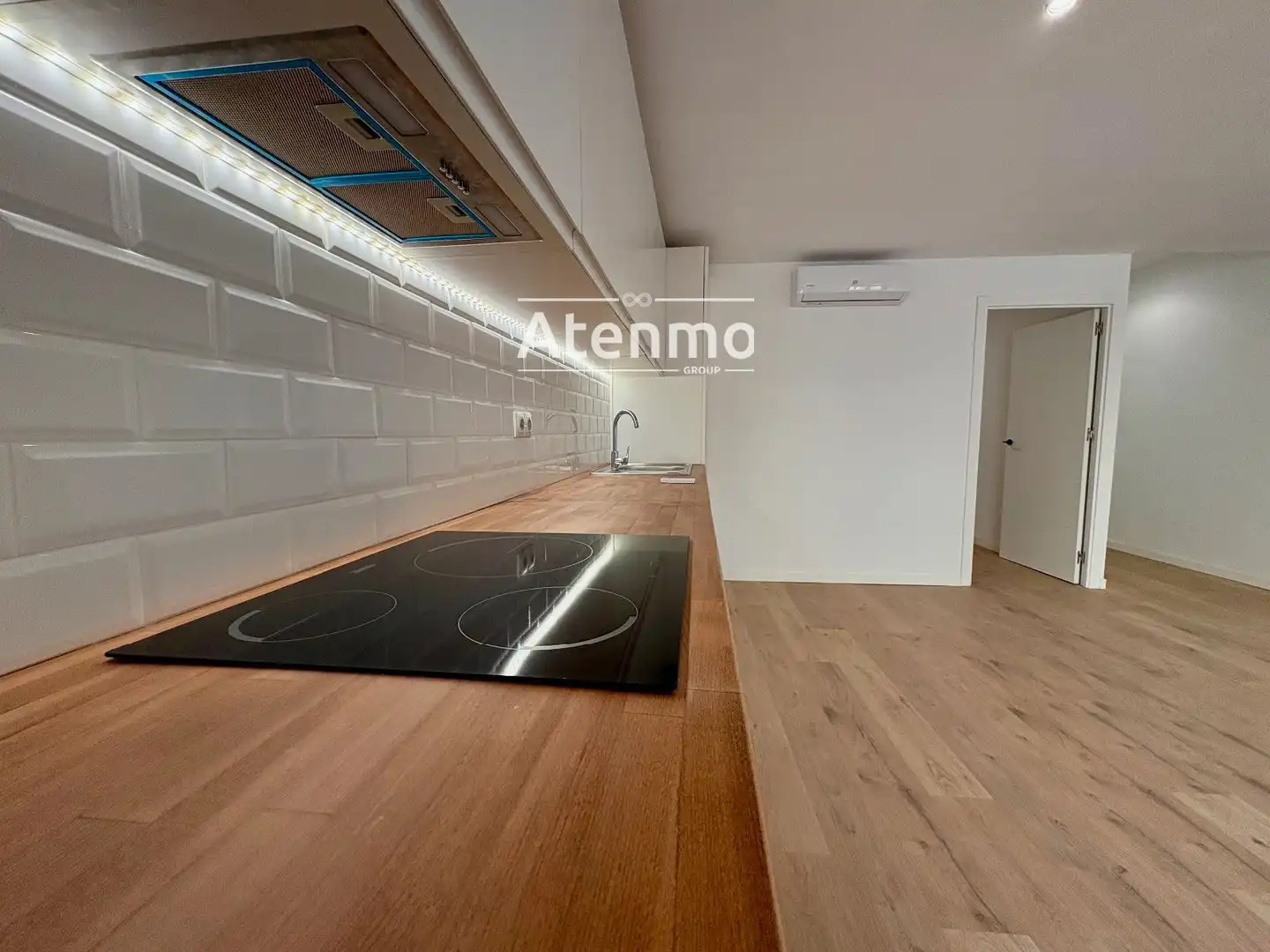 Cocina de Piso en venta en Barcelona con Aire acondicionado y Terraza