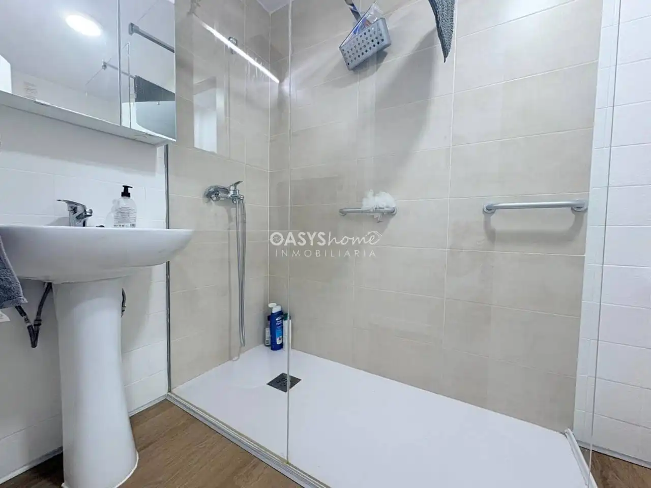 Baño de Piso en venta en La Manga del Mar Menor con Terraza