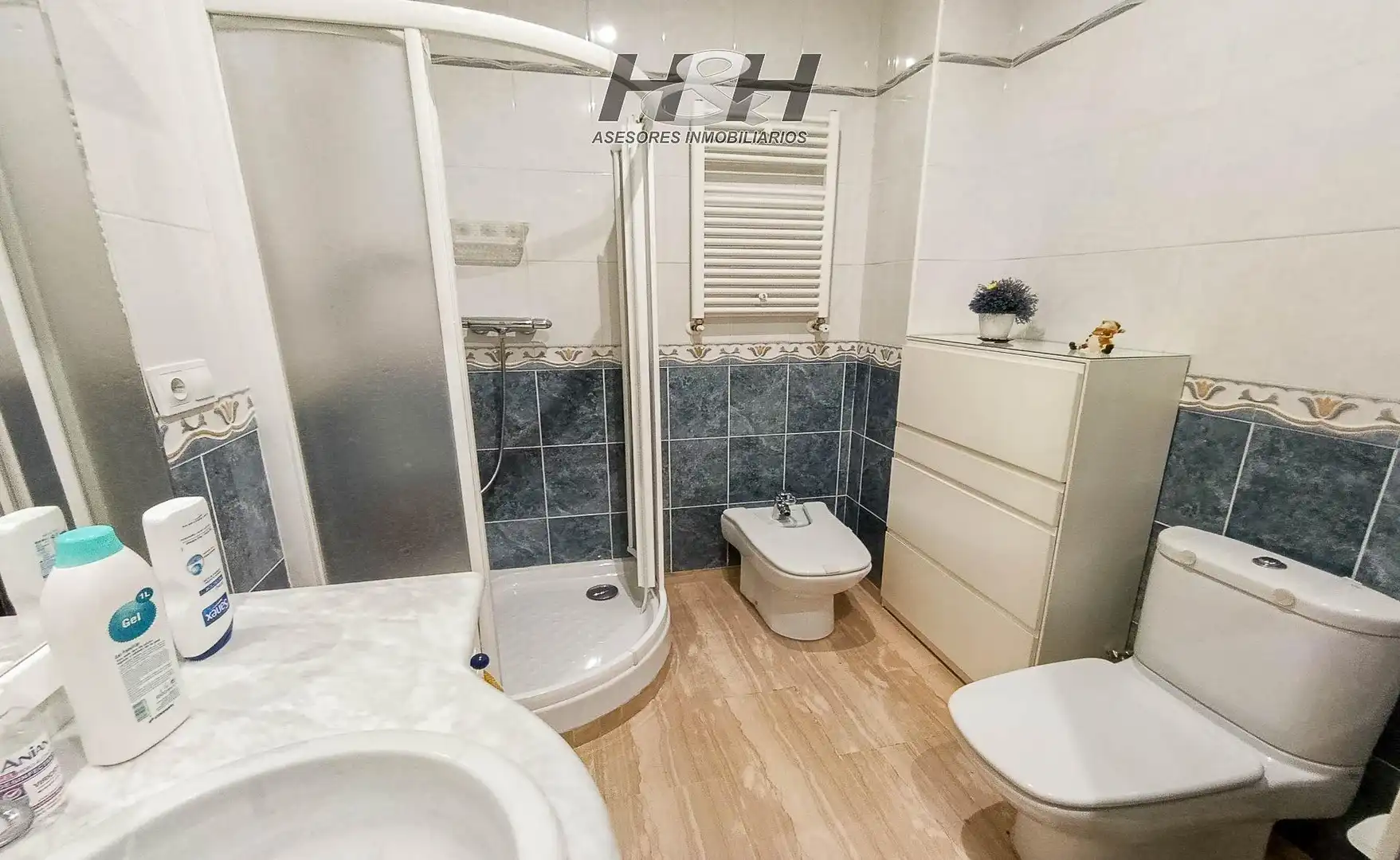 Baño de Casa o chalet en venta en Burjassot con Aire acondicionado, Calefacción y Trastero