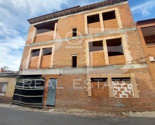 Vista exterior de Edifici en venda en Villasequilla