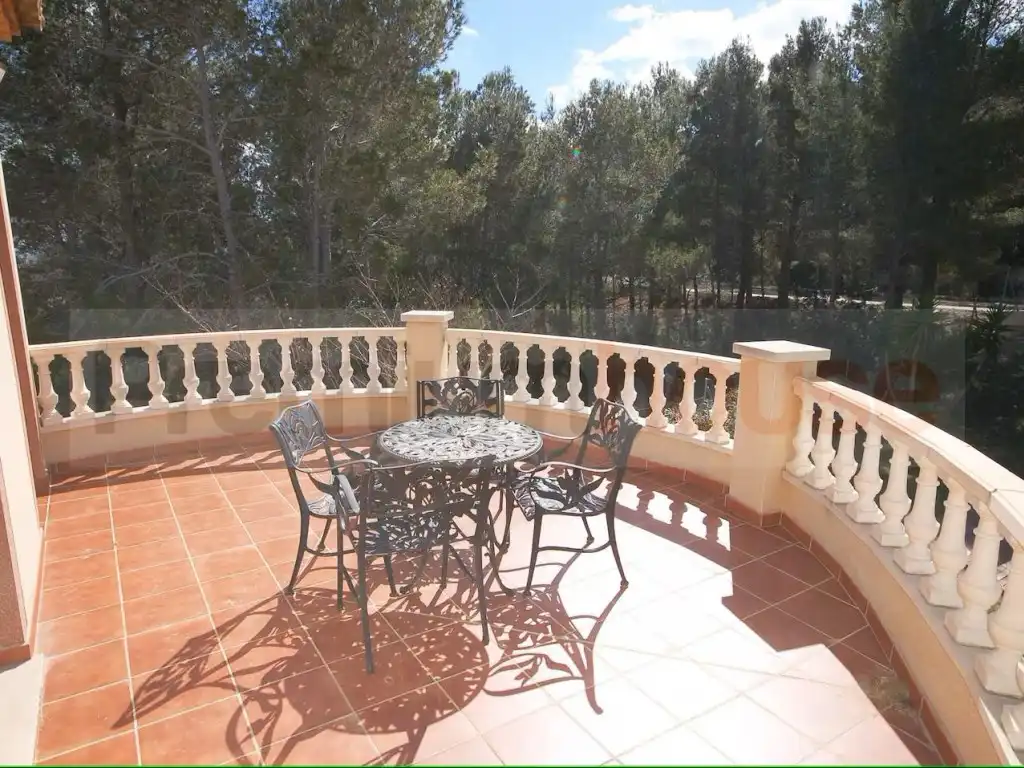 Detached house with pool for sale in Calle Farigola, imagen 5