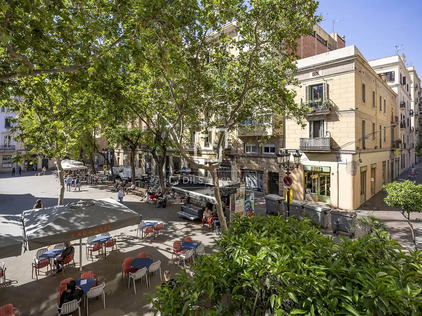 Außenansicht von Wohnung zum Verkauf in Barcelona mit Terrasse und Balkon