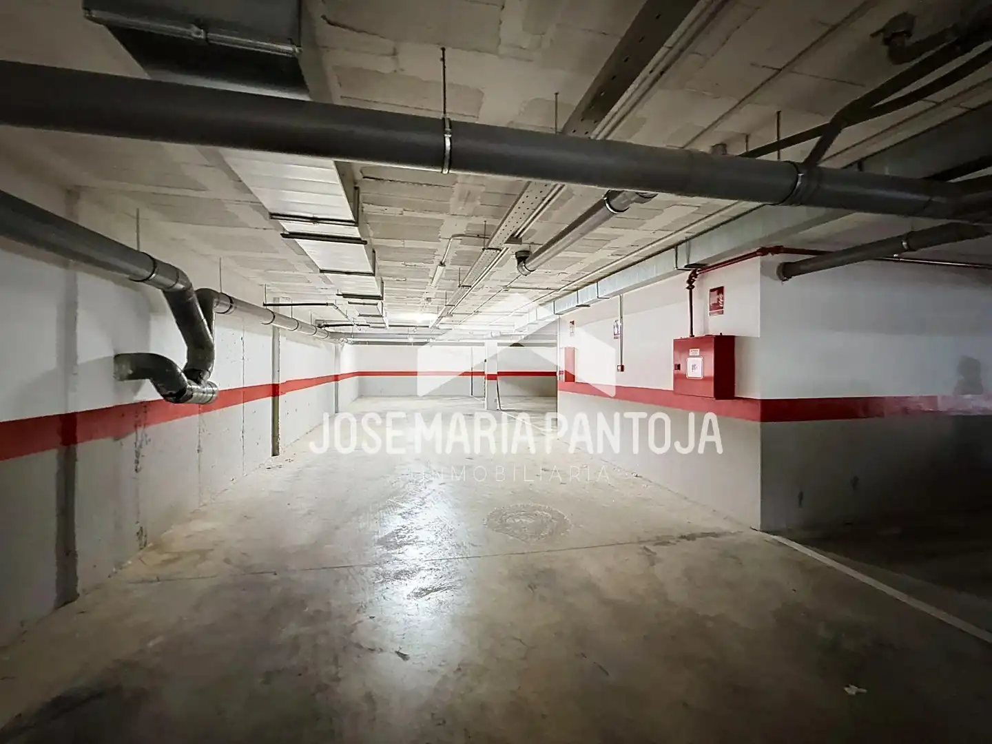 Parking of Flat for sale in Arcos de la Frontera  with Air Conditioner, Heating and Storage room