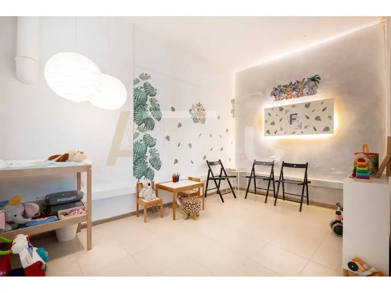 Commercial properties for sale in Sabadell  with Air Conditioner