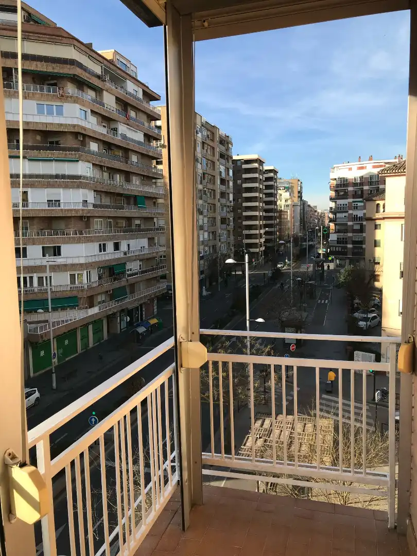 Exterior view of Flat for rent in Granada  with Terrace, Furnished and Microwave