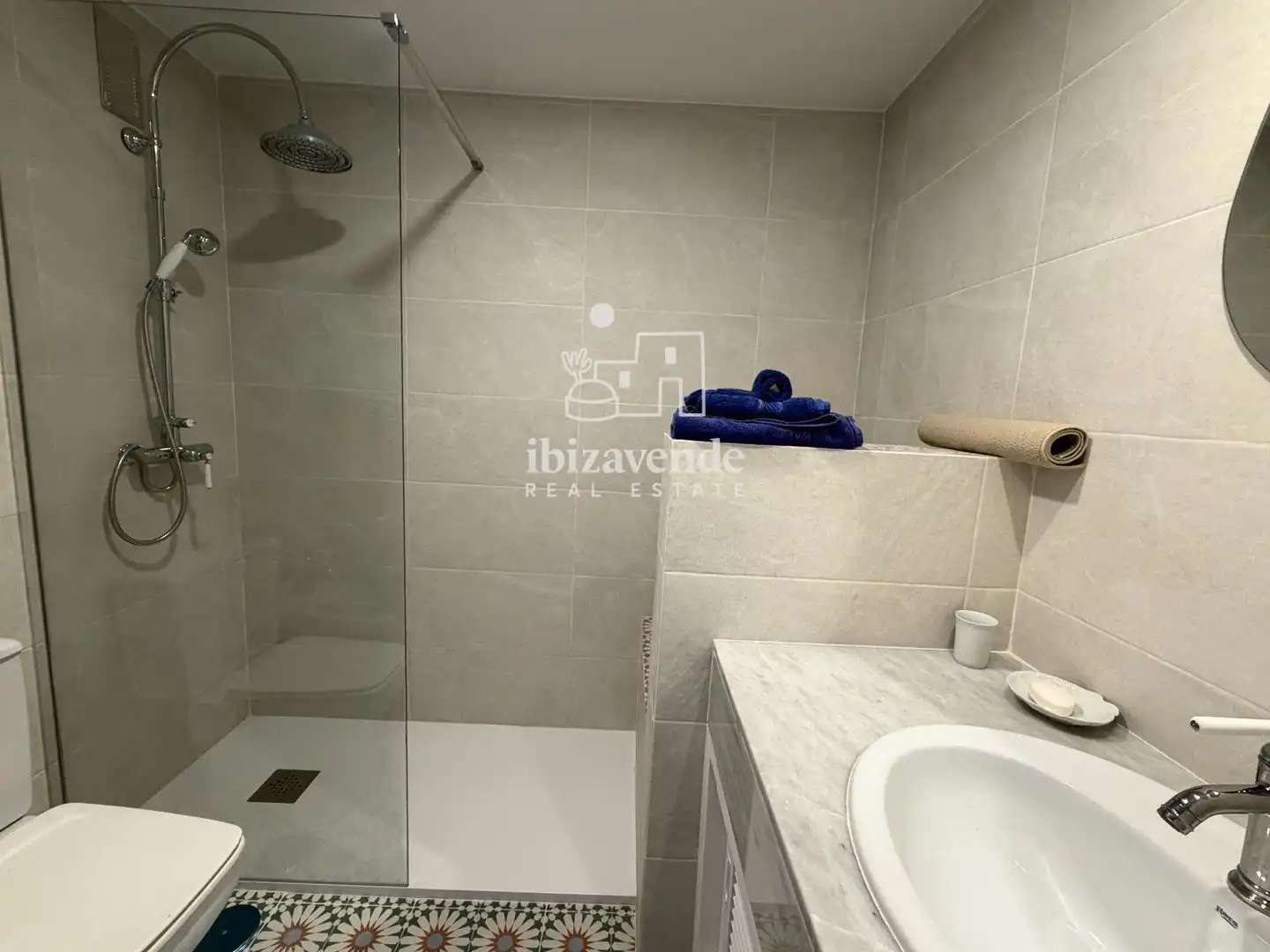 Bathroom of Flat for rent in Santa Eulària des Riu  with Air Conditioner, Terrace and Swimming Pool