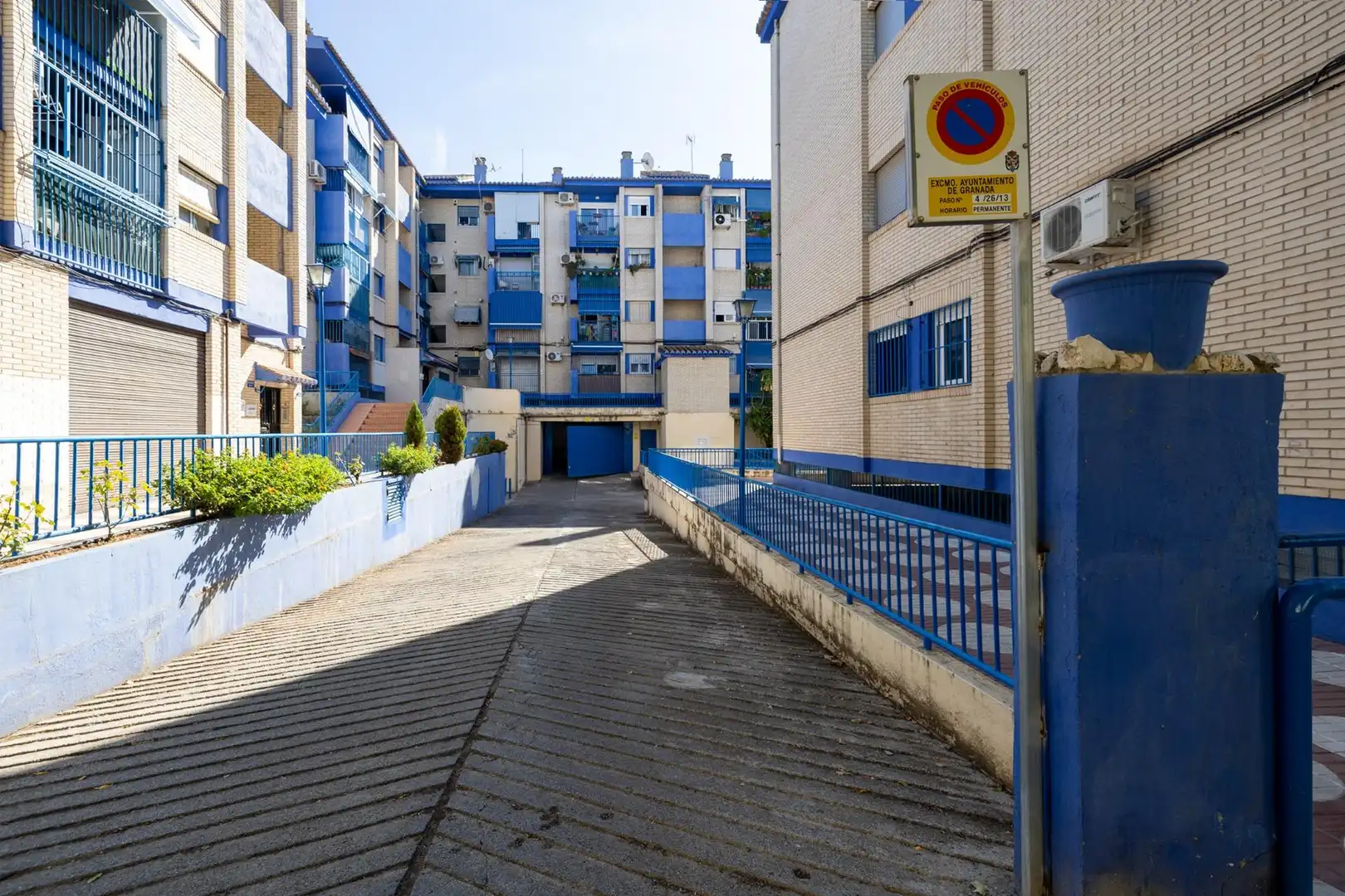 Flat for sale in Calle ROSALIA DE CASTRO