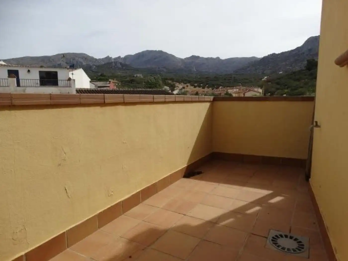Terrassa de Casa o xalet en venda en Villanueva del Rosario amb Aire condicionat, Terrassa i Moblat