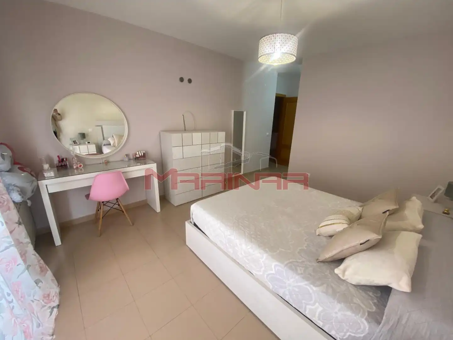 Habitación de Casa adosada en venta en Seseña con Calefacción, Jardín privado y Terraza