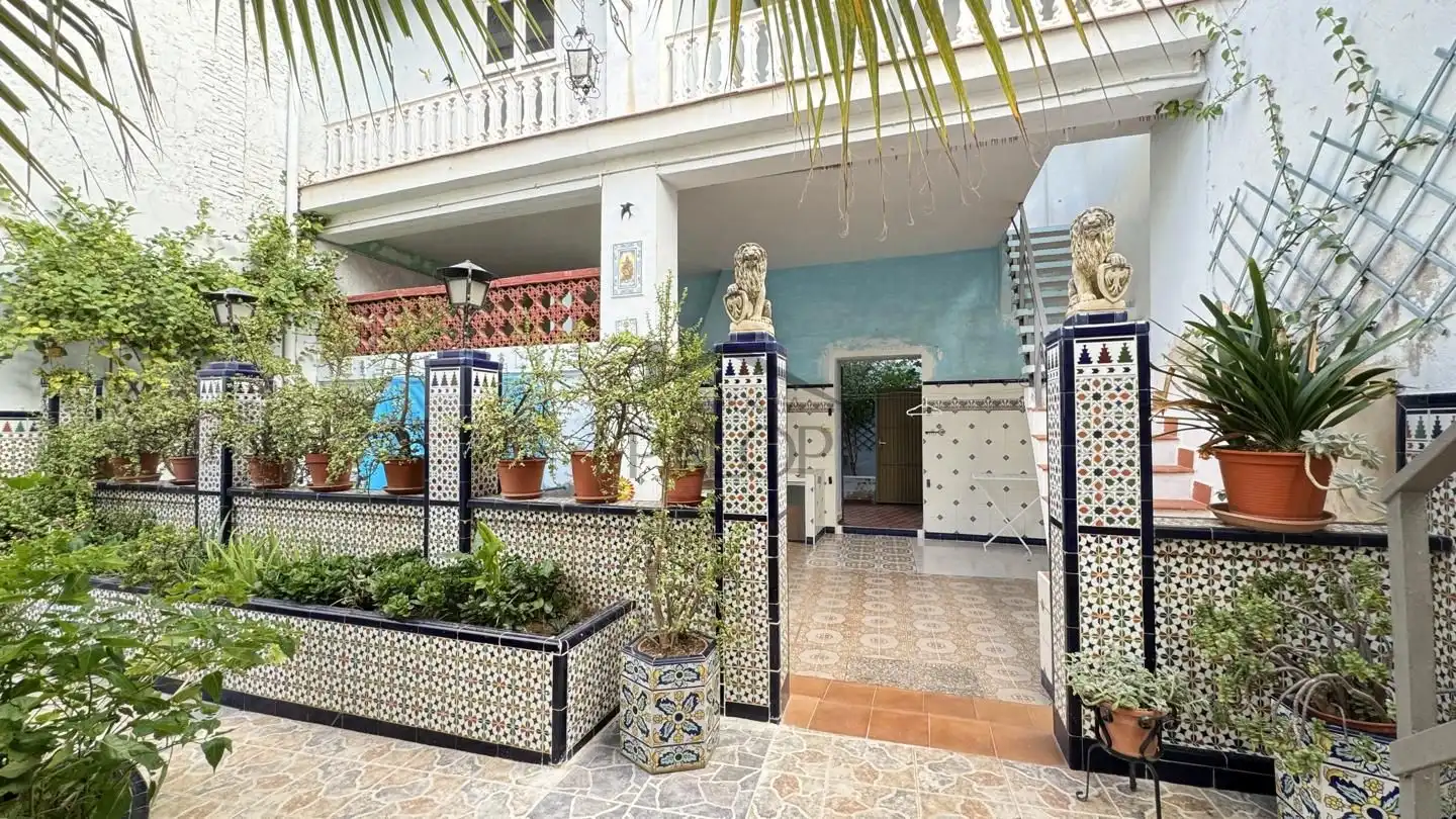 Houses for sale in La Pobla Llarga  with Private garden, Terrace and Storage room