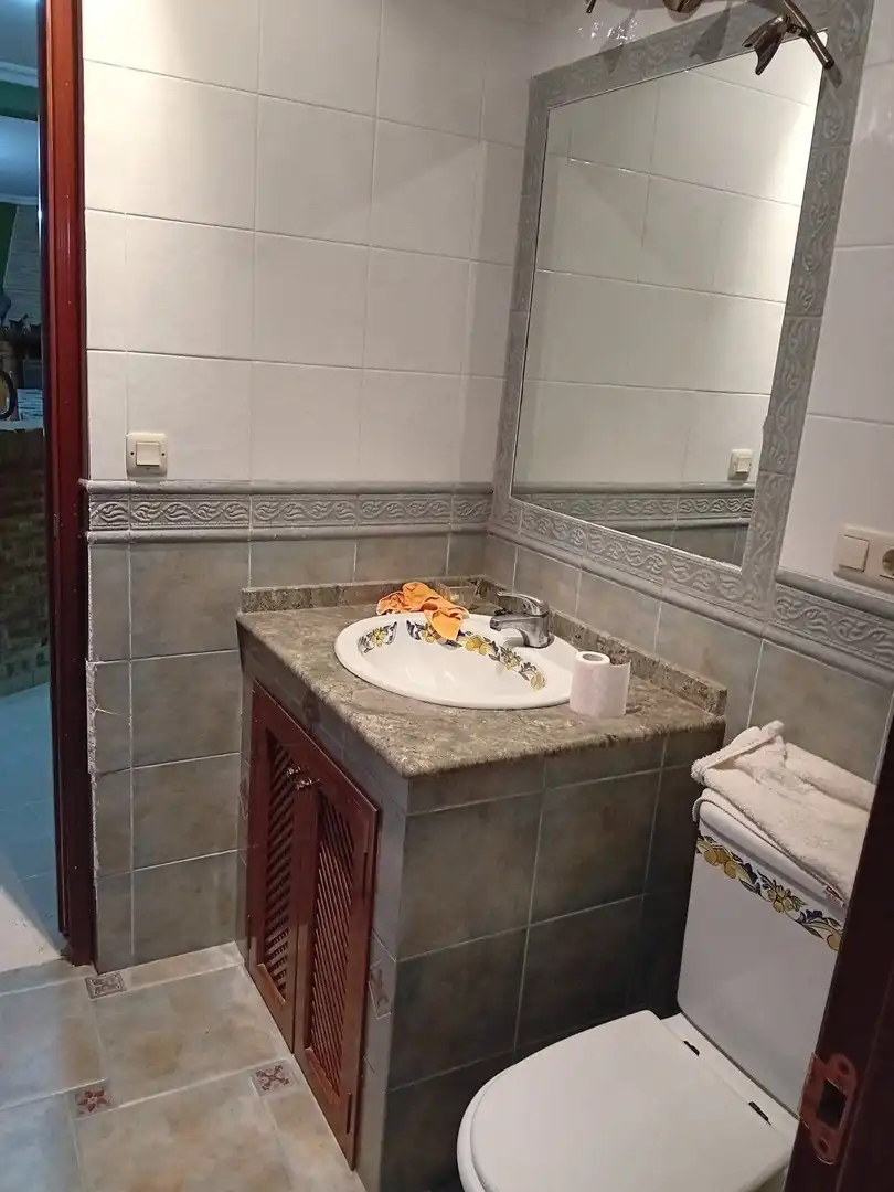 Badezimmer von Wohnung zum Verkauf in Almagro mit Klimaanlage, Heizung und Terrasse
