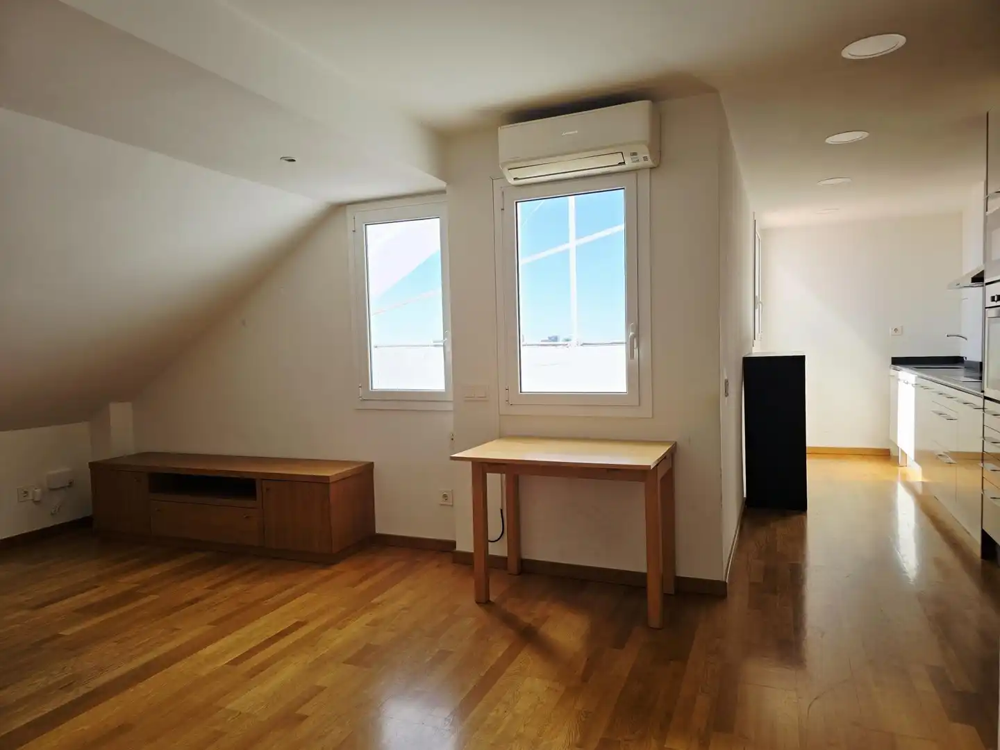 Habitación de Ático en venta en Barcelona con Calefacción, Parquet y Terraza