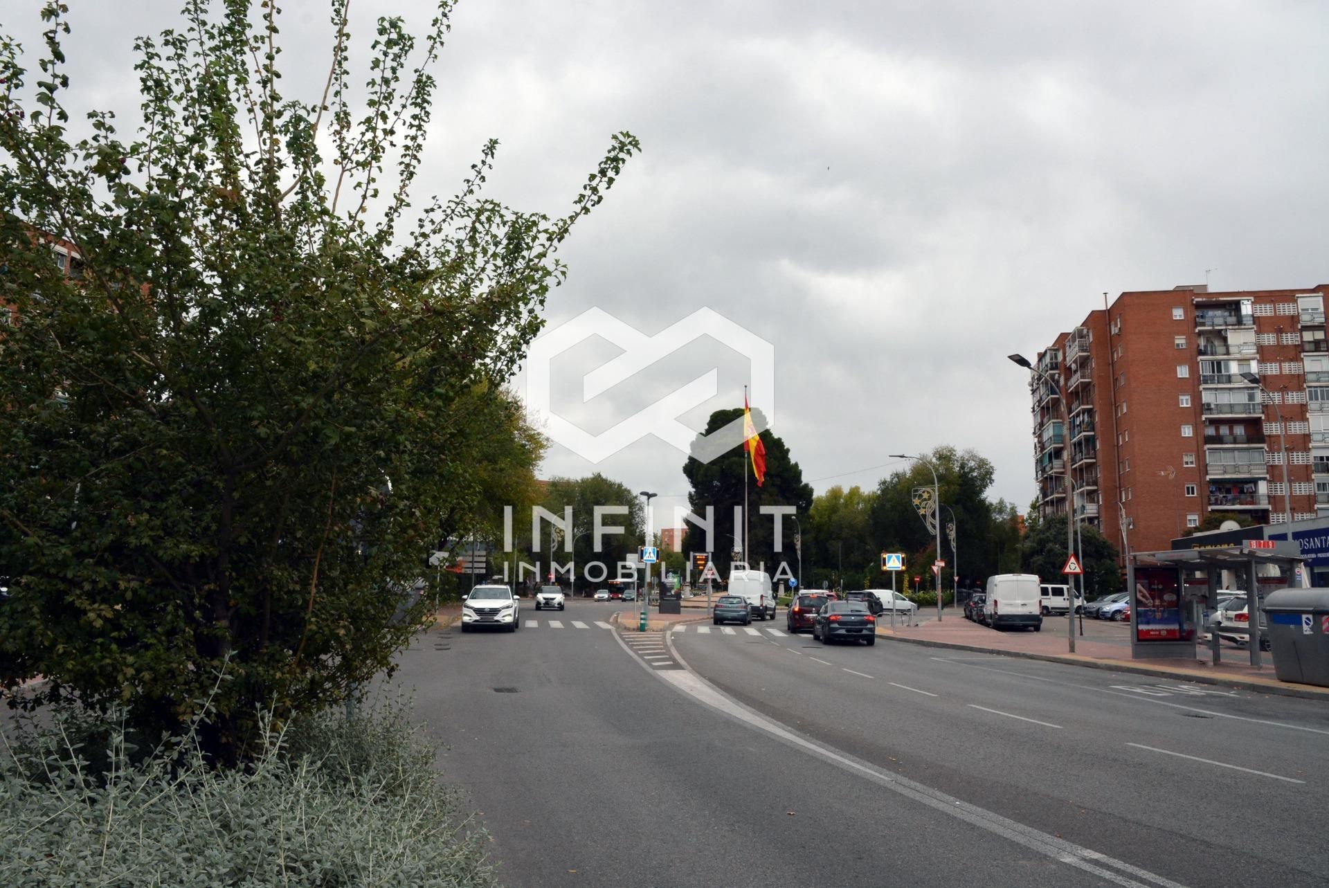 Exterior view of Flat for sale in Alcalá de Henares  with Air Conditioner, Heating and Terrace