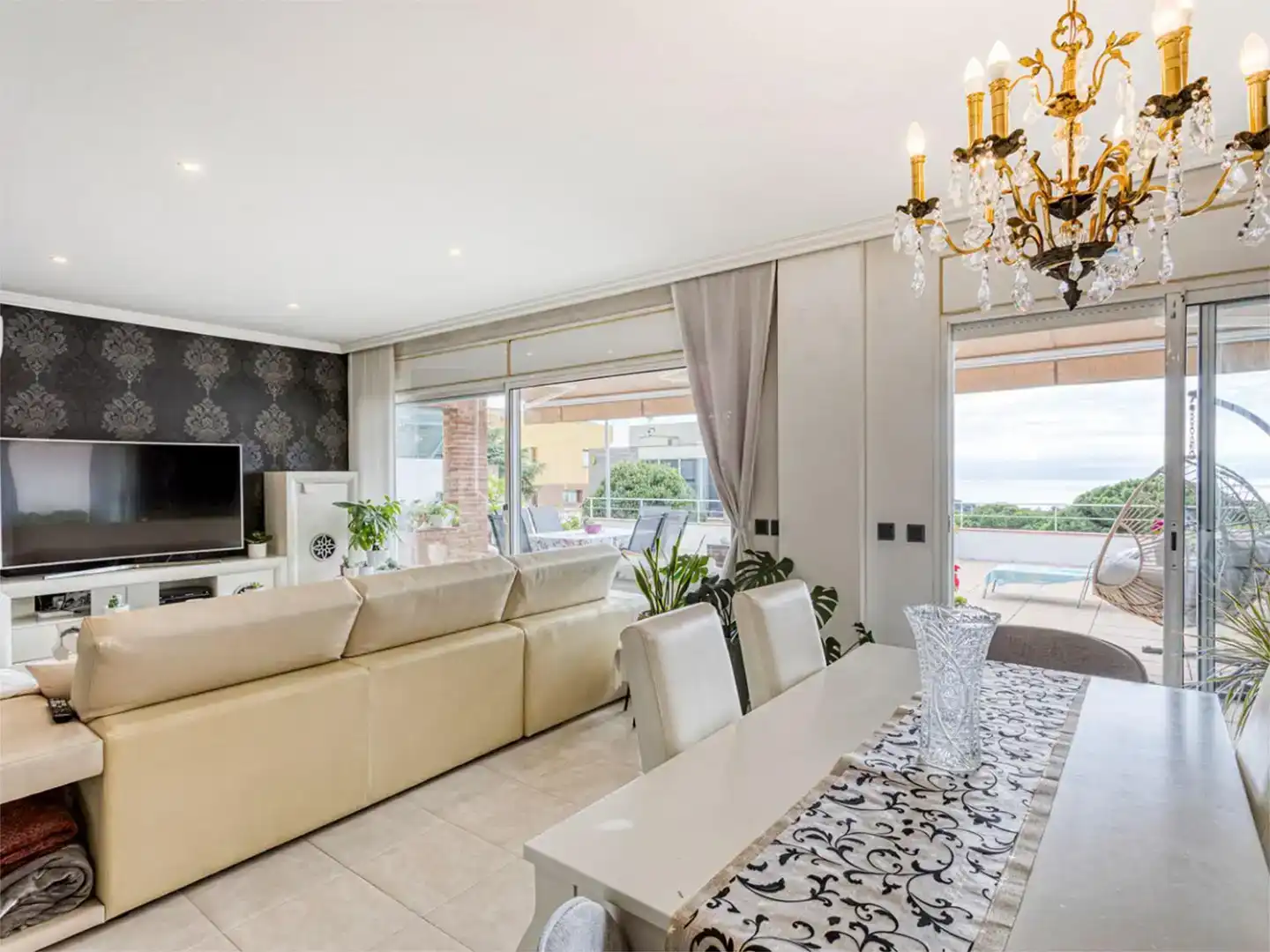 Living room of Flat for sale in Lloret de Mar  with Air Conditioner, Swimming Pool and Balcony