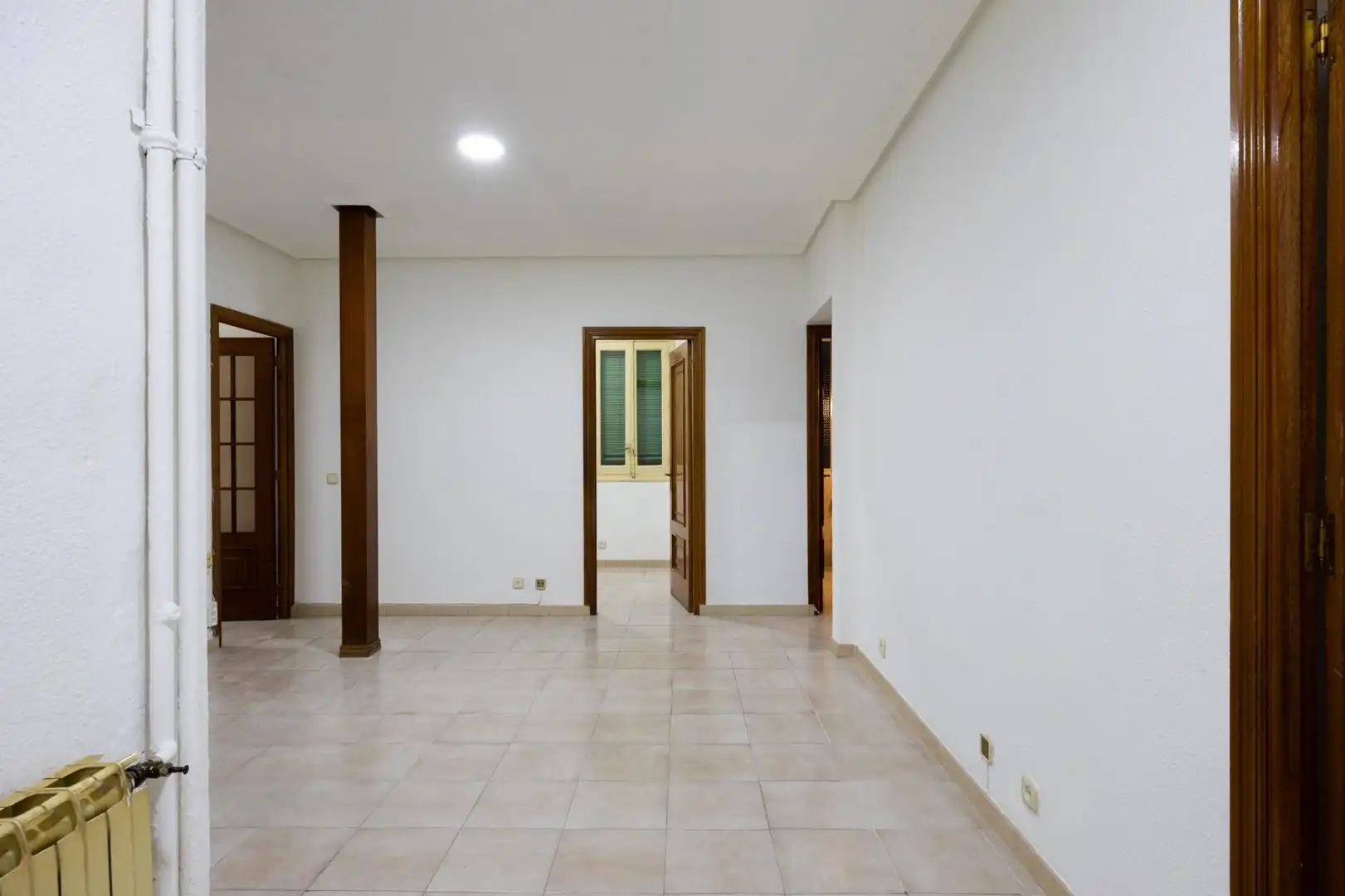 Flat for sale in Madrid  with Parquet flooring