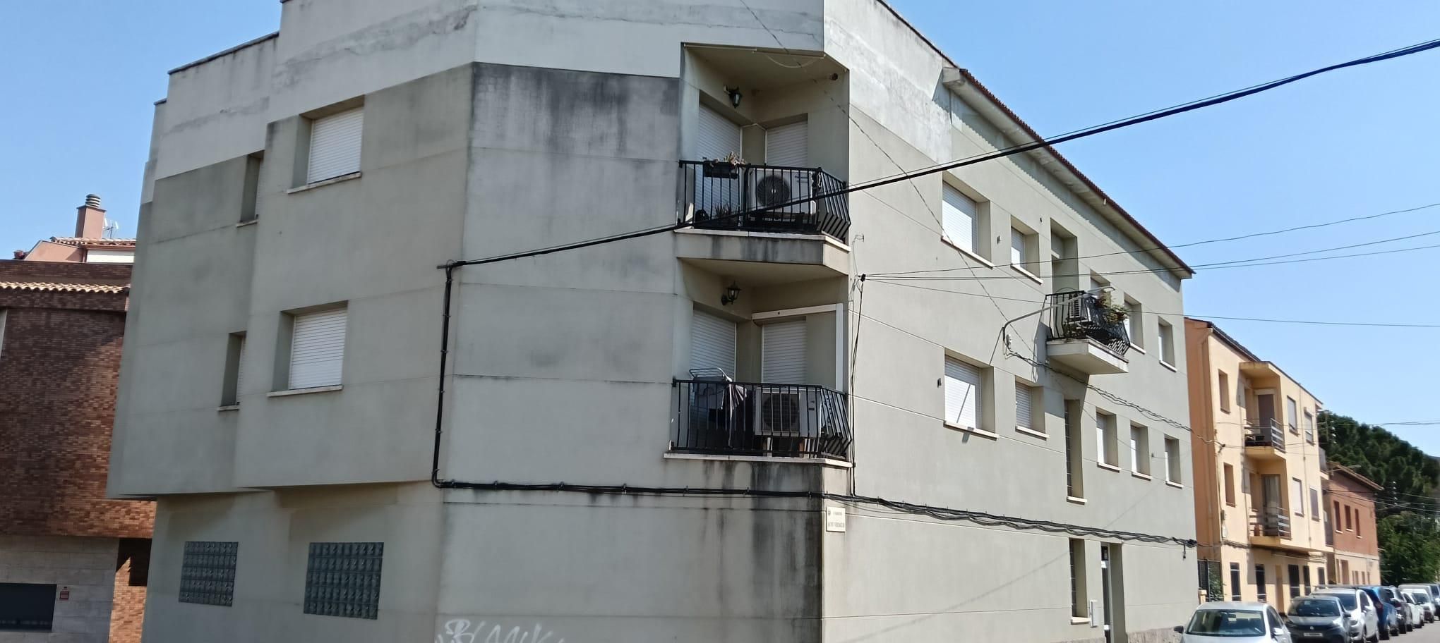 Außenansicht von Wohnung zum verkauf in Els Hostalets de Pierola mit Klimaanlage, Heizung und Abstellraum