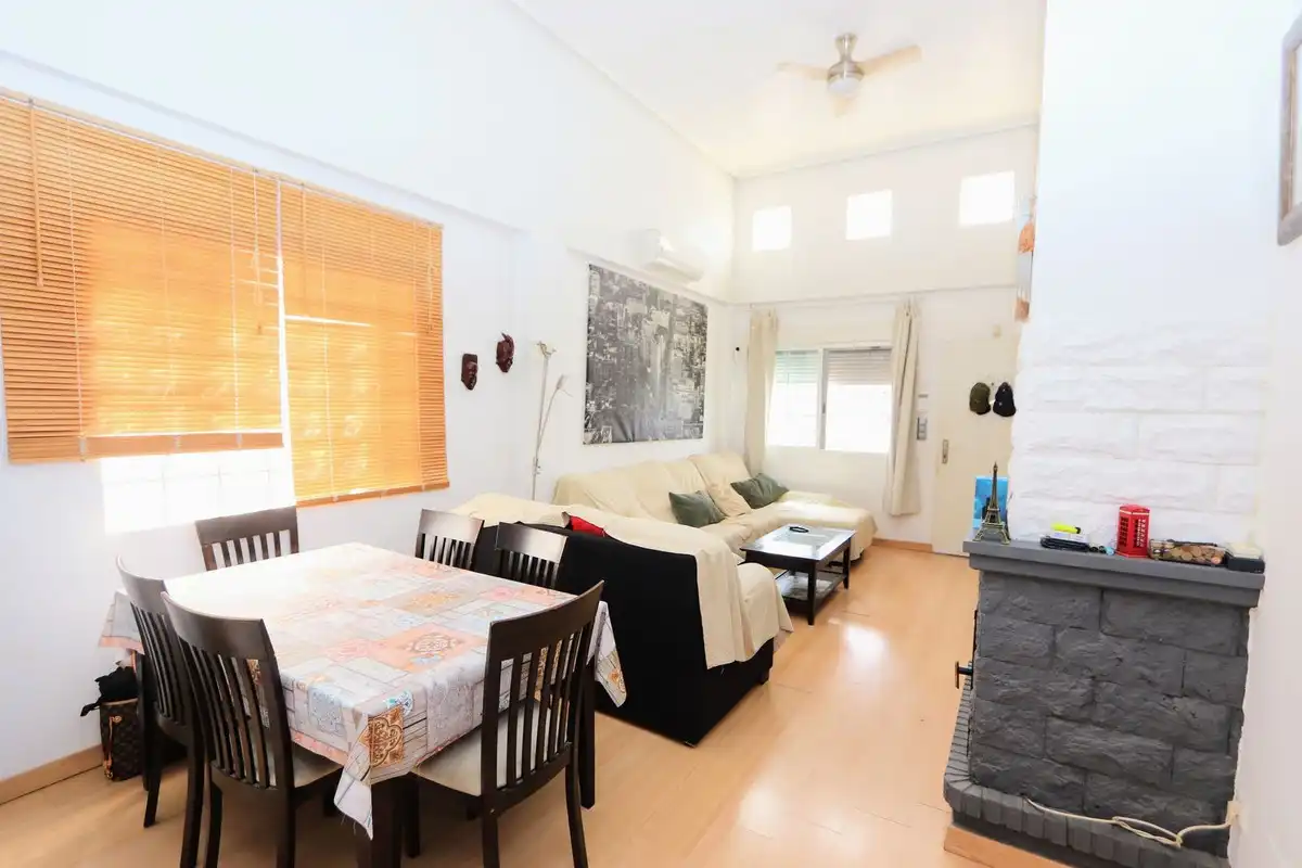 Sala d'estar de Casa o xalet en venda en Murcia amb Aire condicionat, Jardí privat i Terrassa