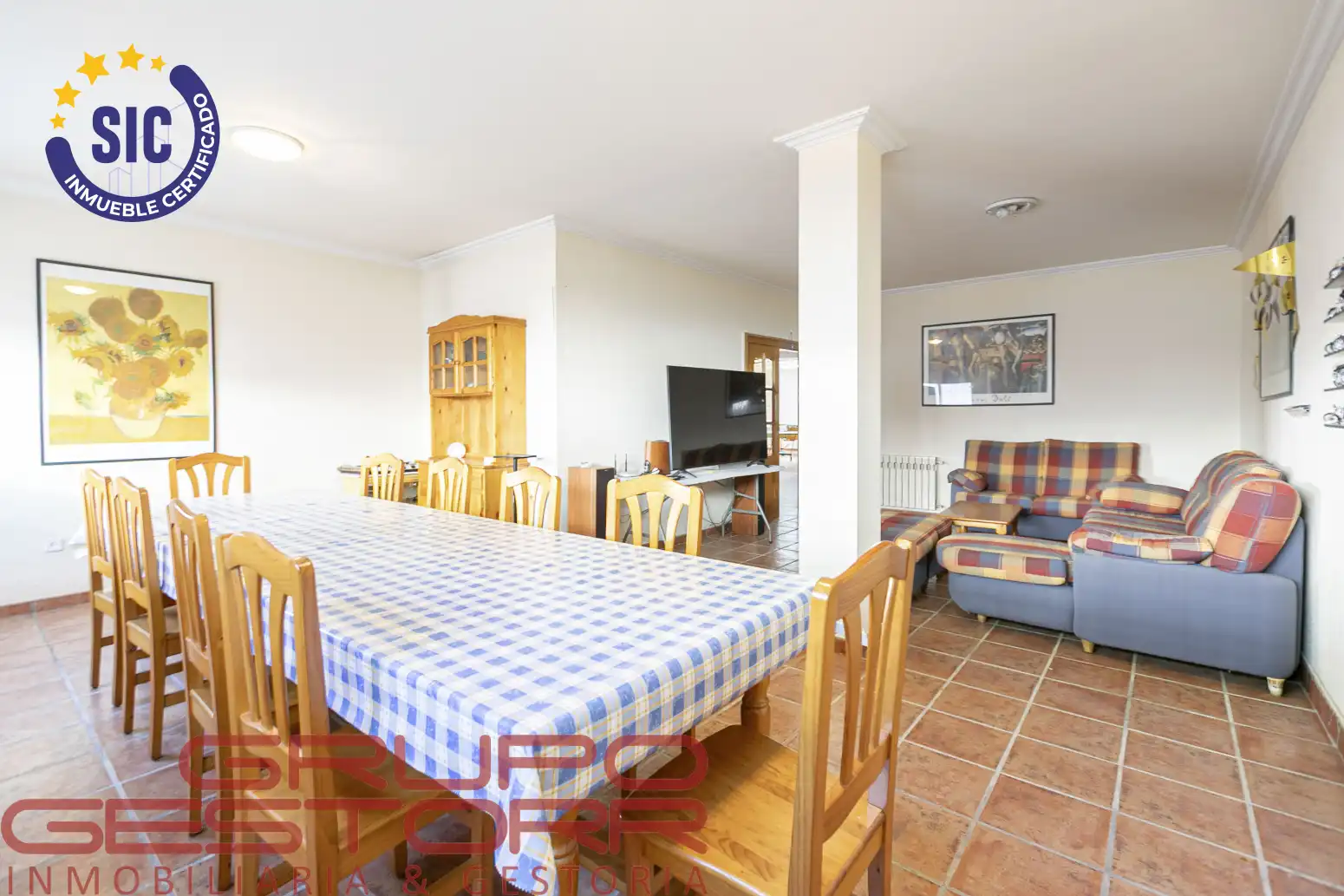 Comedor de Casa o chalet en venta en Valencia con Aire acondicionado, Calefacción y Jardín privado