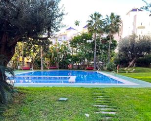 Piscina de Apartament en venda en Villajoyosa / La Vila Joiosa amb Aire condicionat, Piscina i Moblat