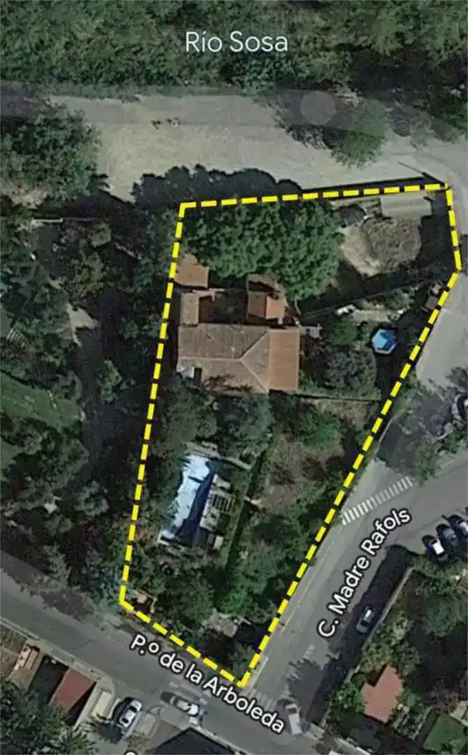 Casa o xalet en venda en Monzón amb Jardí privat, Traster i Piscina