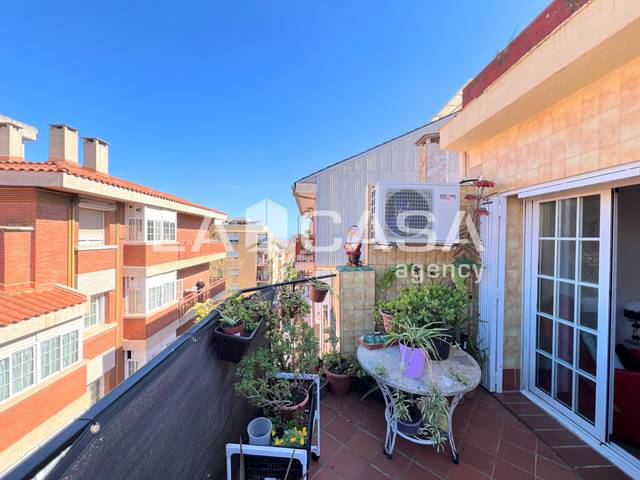 Ático en Venta en Carrer del Pou en La Prosperitat