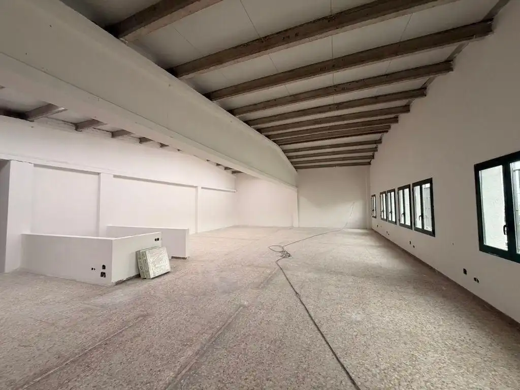 Nave industrielle à louer à Llevant, imagen 17