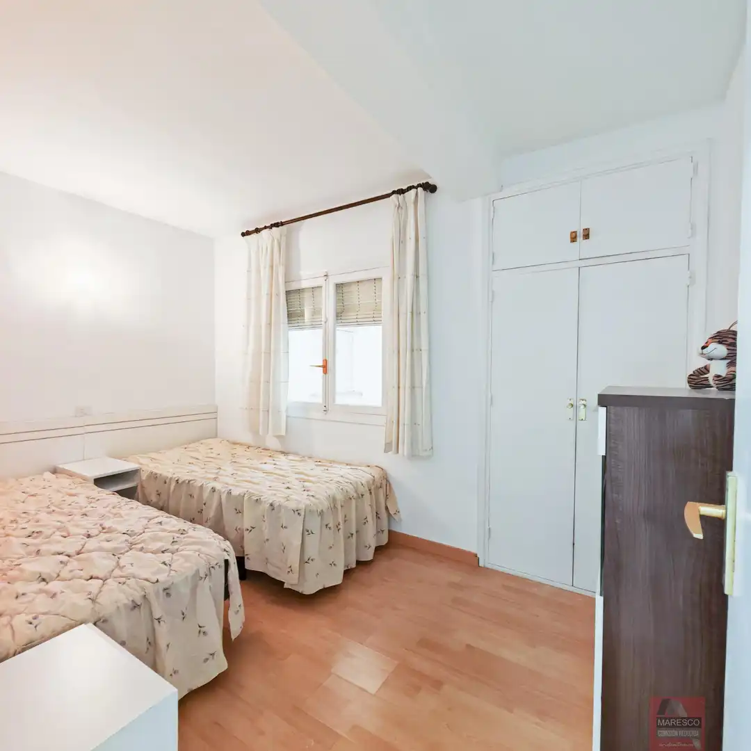 Bedroom of Flat for sale in Fuengirola  with Air Conditioner, Terrace and Balcony