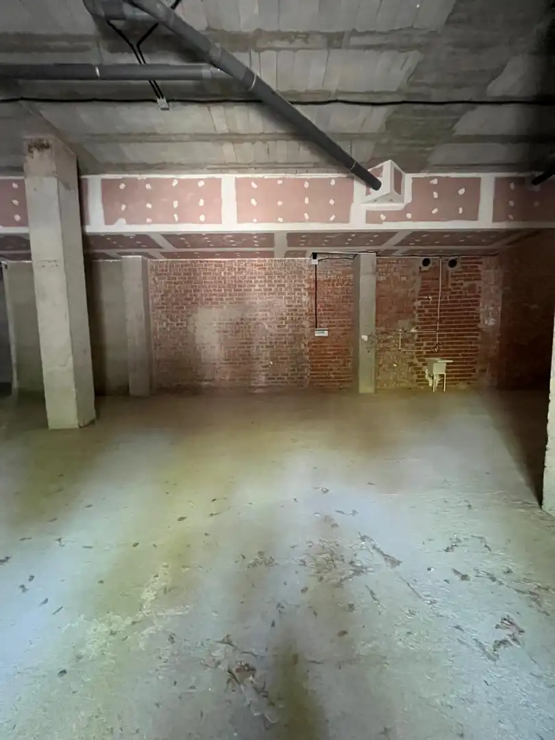 Commercial properties for sale in Nou Benicalap
