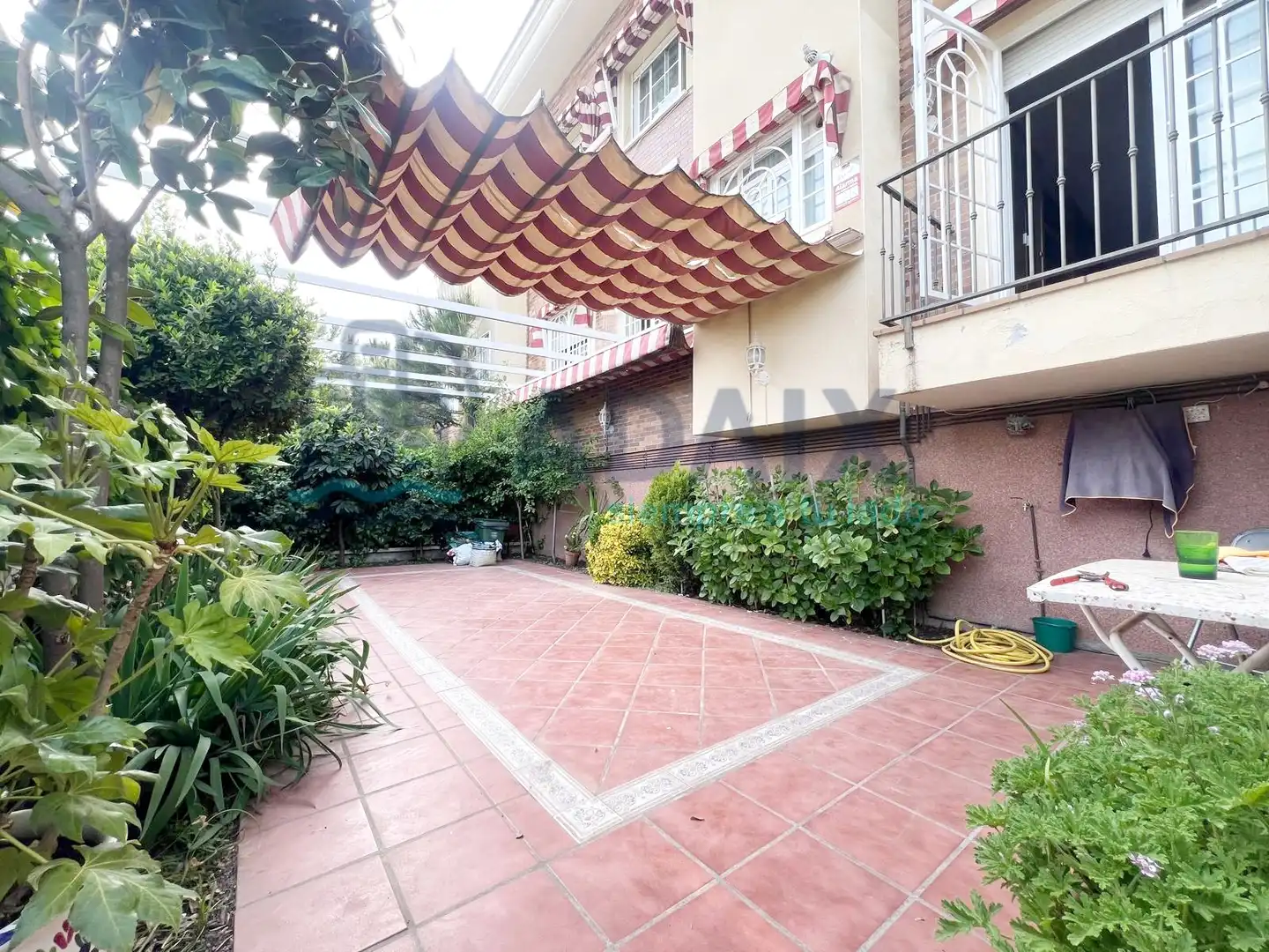Jardín de Planta baja en venta en Arroyomolinos (Madrid) con Aire acondicionado, Trastero y Piscina comunitaria