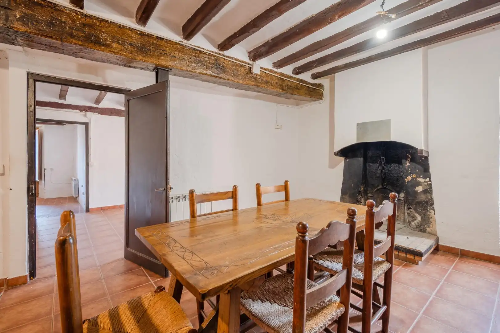 Comedor de Piso de alquiler en La Vall de Bianya con Calefacción, Jardín privado y Terraza