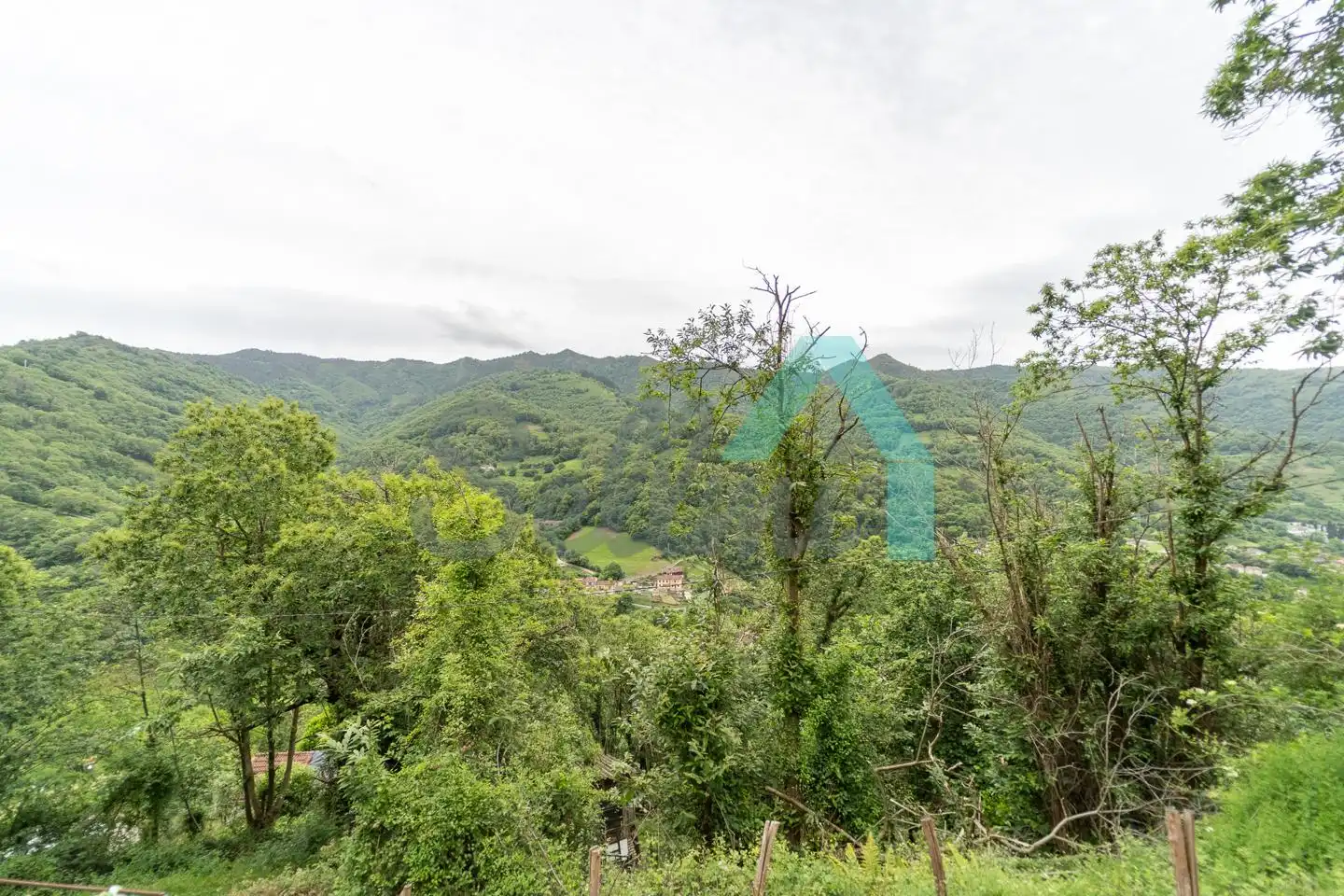Houses for rent in Mieres (Asturias)  with Heating, Private garden and Parquet flooring